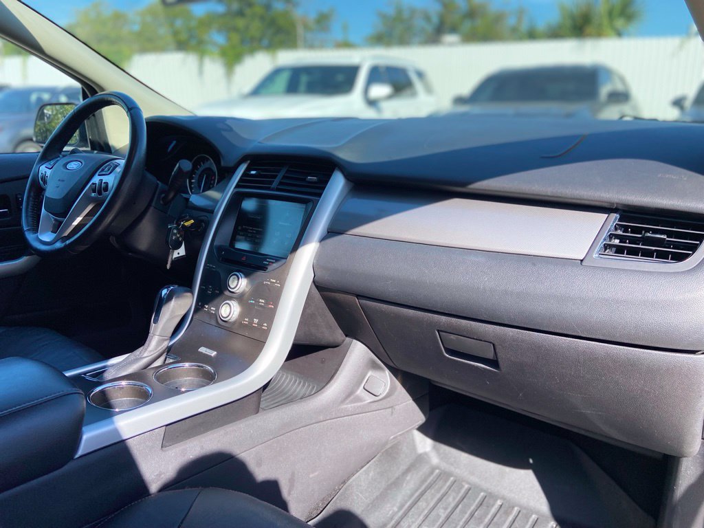 Used 2014 Ford Edge SEL w/ Equipment Group 205A AWD/4WD image 17