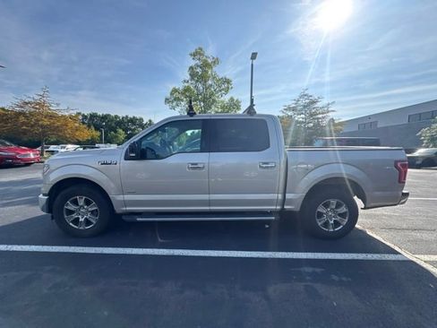 Used 2017 Ford F150 XLT w/ Equipment Group 302A Luxury RWD image 2