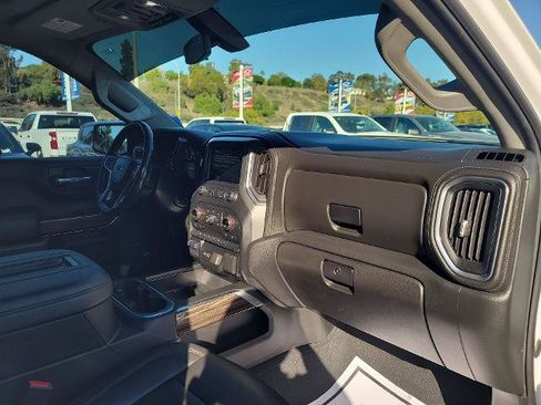 Used 2020 Chevrolet Silverado 1500 LT Trail Boss image 29