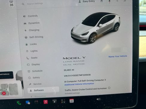 Used 2021 Tesla Model Y Long Range AWD/4WD image 12