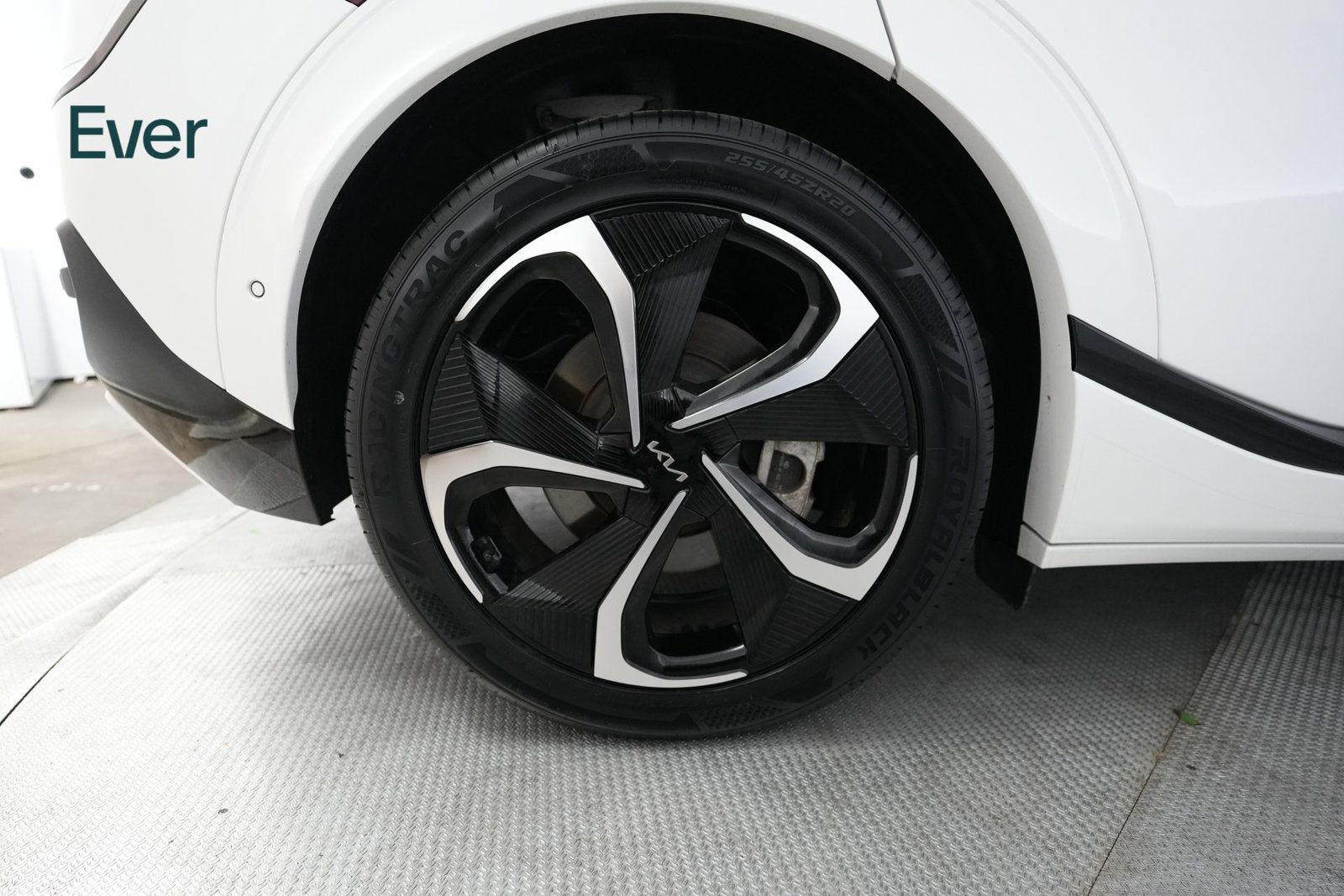 Used 2023 Kia EV6 GT-Line AWD/4WD image 21