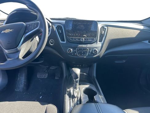 Used 2023 Chevrolet Malibu LT image 11