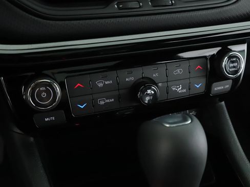 New 2026 Jeep Compass Limited w/ Sun, Sound & Navigation Group image 16