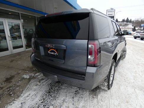 Used 2020 GMC Yukon SLT image 3