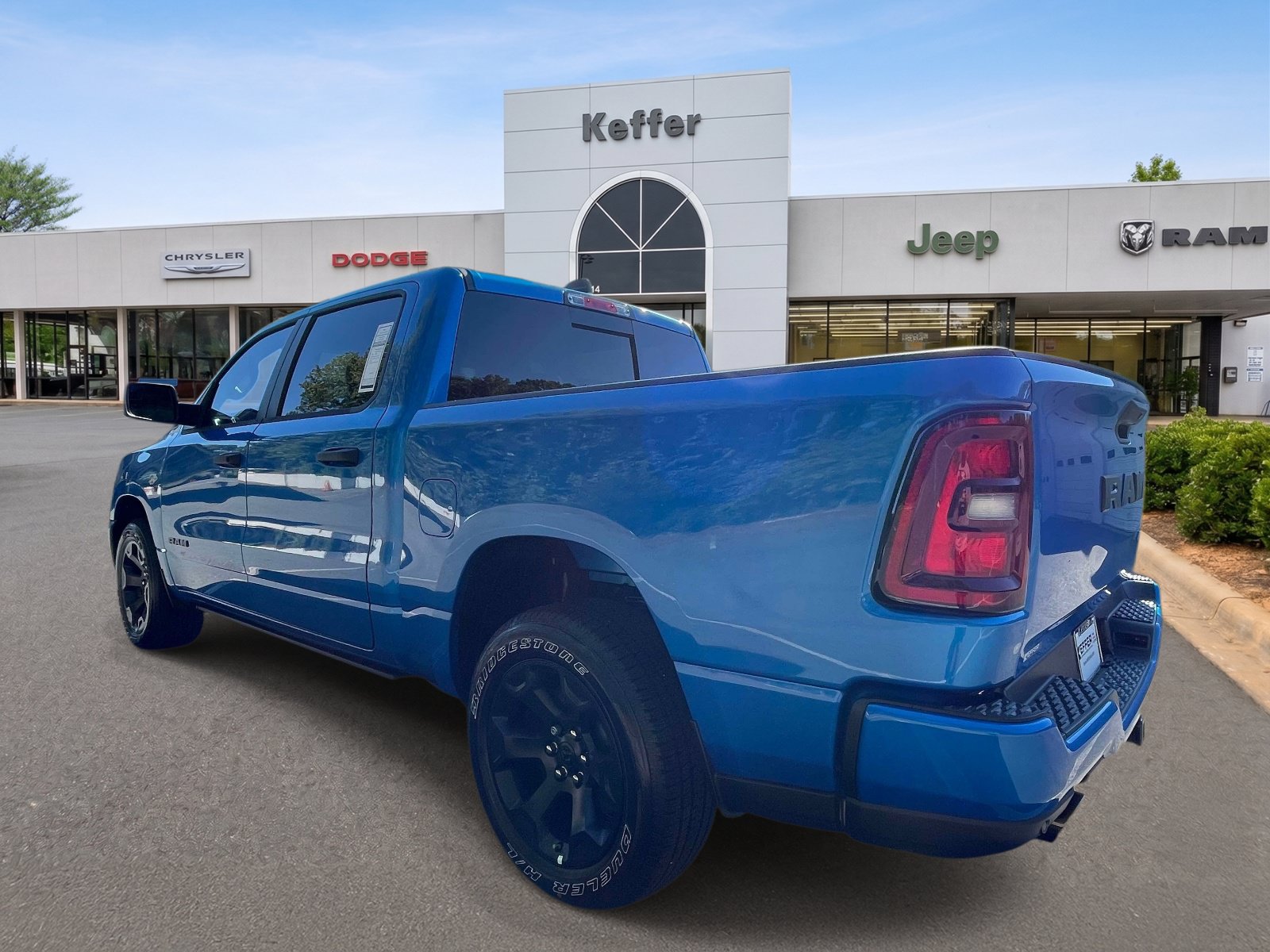 Used 2026 RAM 1500 Express AWD/4WD image 4