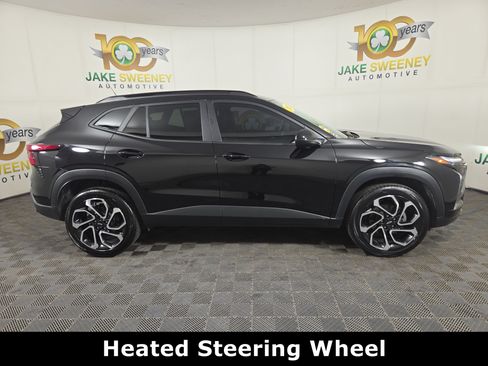 Used 2025 Chevrolet Trax RS w/ Driver Confidence Package FWD image 11