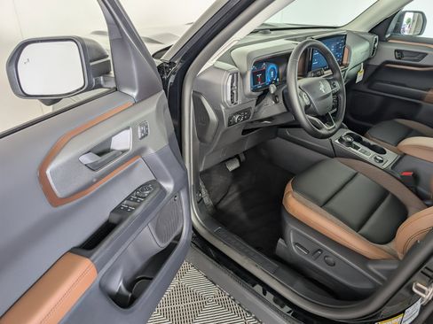 New 2025 Ford Bronco Sport Outer Banks w/ Outer Banks Tech Package+ image 9