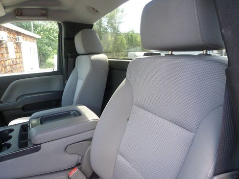 Used 2018 Chevrolet Silverado 2500 W/T w/ WT Convenience Package AWD/4WD image 24