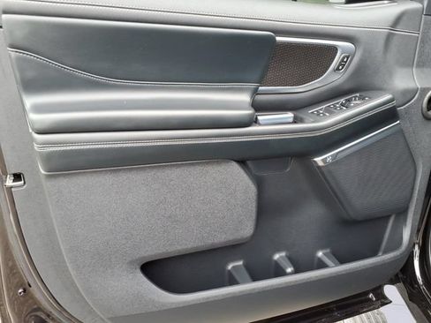Used 2025 Ford Expedition Max Platinum w/ Stealth Appearance Package AWD/4WD image 14