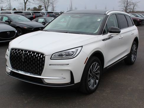 Used 2024 Lincoln Corsair Reserve w/ Equipment Group 201A image 9