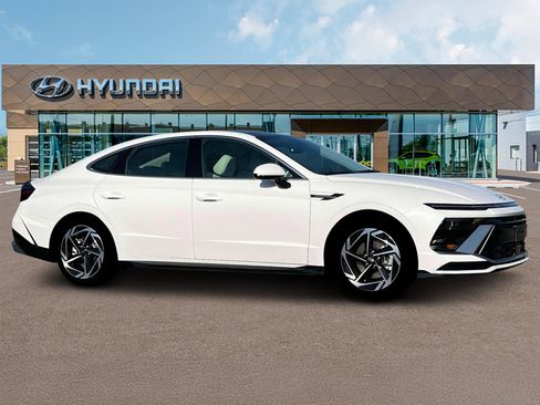 New 2025 Hyundai Sonata SEL image 10