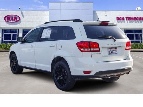 Used 2018 Dodge Journey SXT w/ Blacktop Package image 6