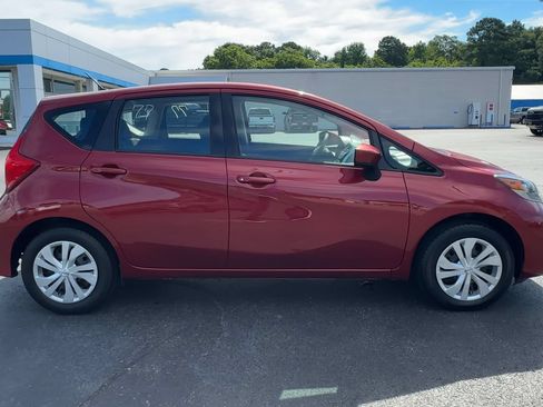 Used 2018 Nissan Versa Note S FWD image 9