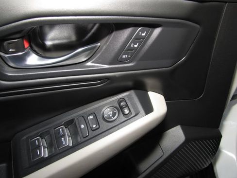 Certified 2023 Honda Accord EX-L image 11