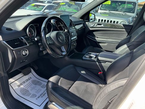 Used 2019 Mercedes-Benz GLS 550 4MATIC image 11