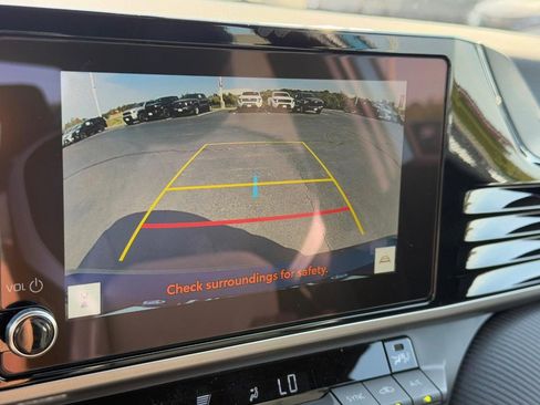 New 2026 Toyota Camry Hybrid image 15