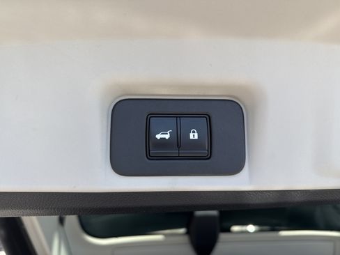 Certified 2024 Nissan Ariya AWD image 14