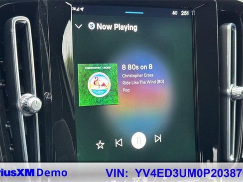 Used 2023 Volvo XC40 Recharge Ultimate w/ Protection Package Premier image 33