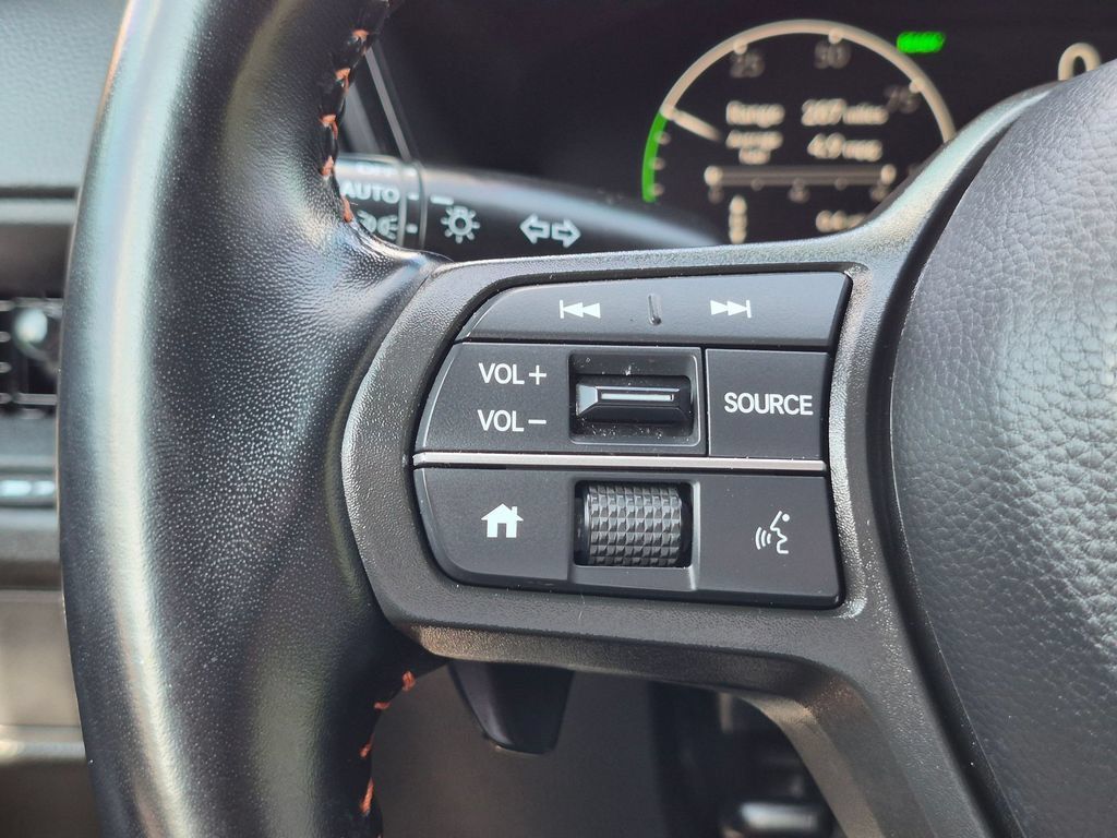 Used 2025 Honda CR-V Sport image 28