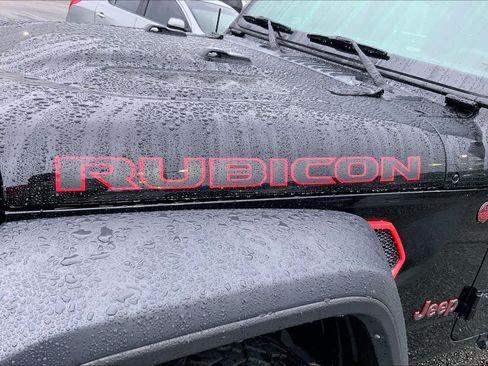Used 2023 Jeep Gladiator Rubicon w/ Cold Weather Group AWD/4WD image 10