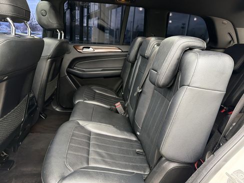 Used 2018 Mercedes-Benz GLS 450 4MATIC image 24