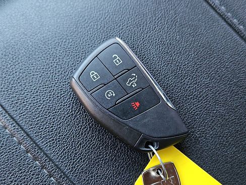 Used 2025 Chevrolet Silverado 2500 LT w/ Convenience Package image 20