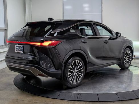 Used 2024 Lexus RX 350 Premium Plus w/ Convenience Package image 9