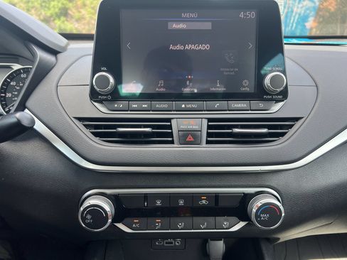 Used 2019 Nissan Altima 2.5 S FWD image 4
