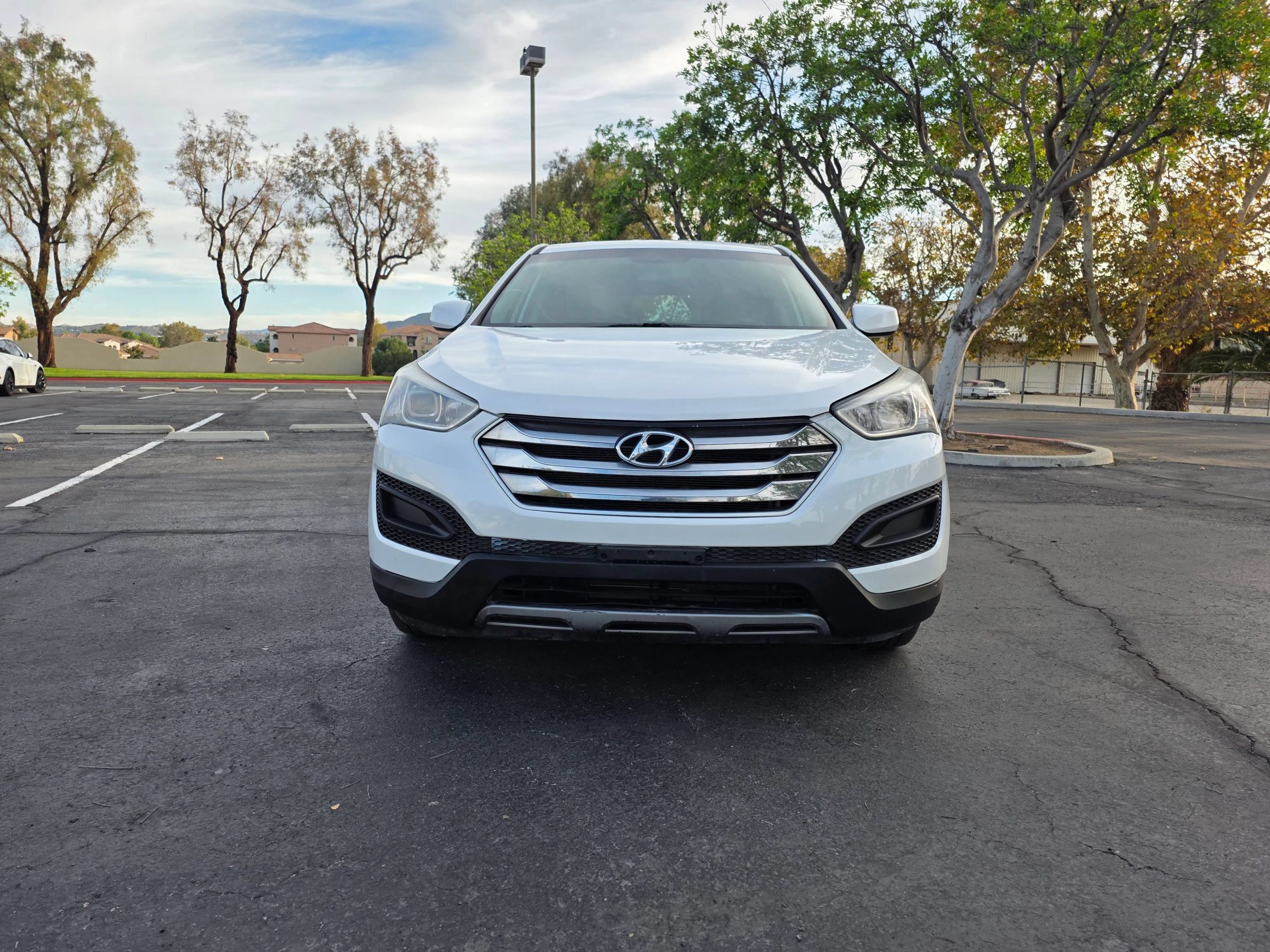 Used 2014 Hyundai Santa Fe Sport AWD/4WD image 2