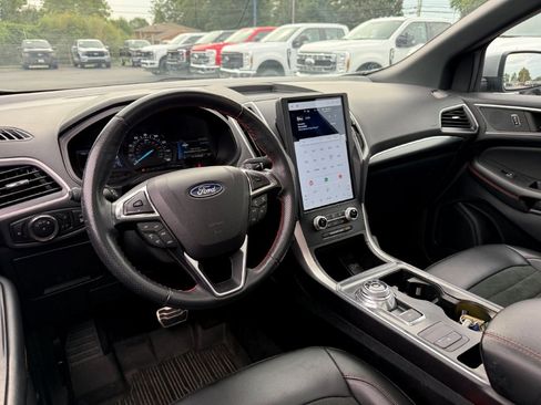 Used 2023 Ford Edge ST-Line AWD/4WD image 18