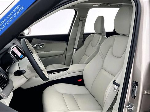Used 2025 Volvo XC90 B6 Plus w/ Protection Package Premier AWD/4WD image 32