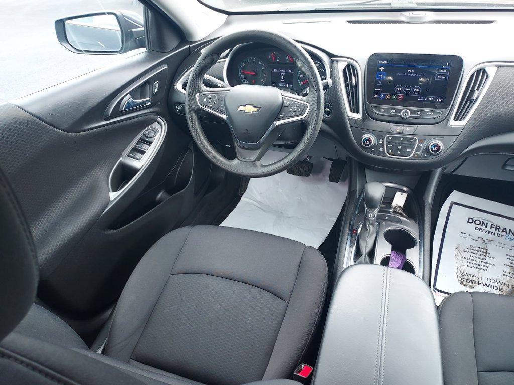 Used 2023 Chevrolet Malibu LT FWD image 15