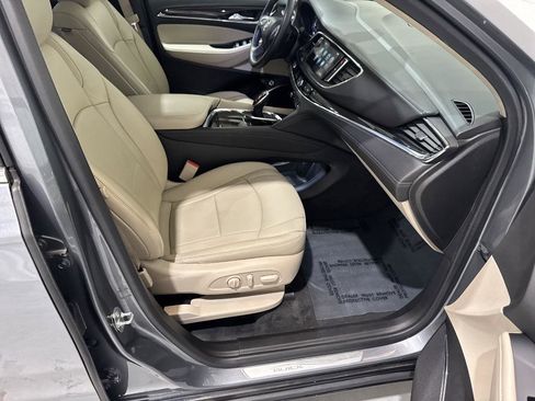 Used 2019 Buick Enclave Essence image 53