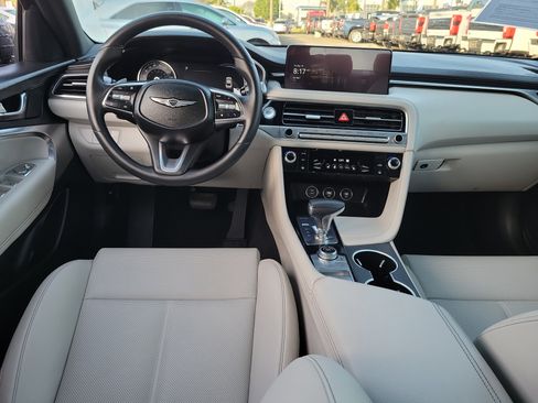 Certified 2025 Genesis G70 2.5T image 6
