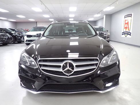 Used 2014 Mercedes-Benz E 350 4MATIC Wagon w/ Premium 1 Package image 23