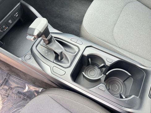 Used 2025 Kia K4 LXS image 43