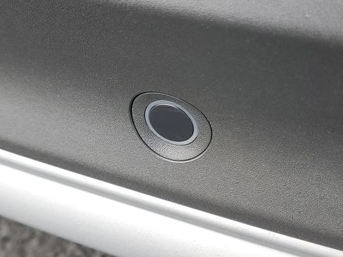 New 2025 Lincoln Corsair Reserve w/ Equipment Group 202A image 6