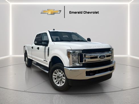 Used 2019 Ford F250 XLT AWD/4WD image 2