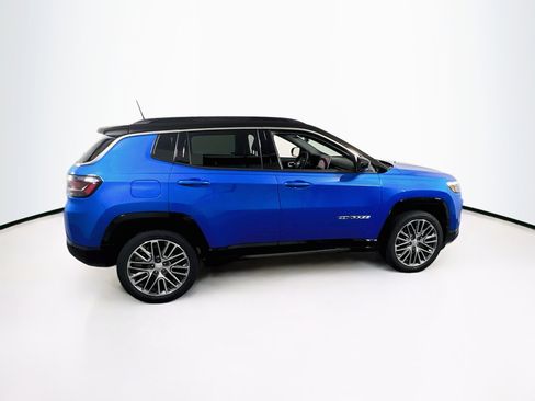 Used 2023 Jeep Compass Limited w/ Elite Group image 4