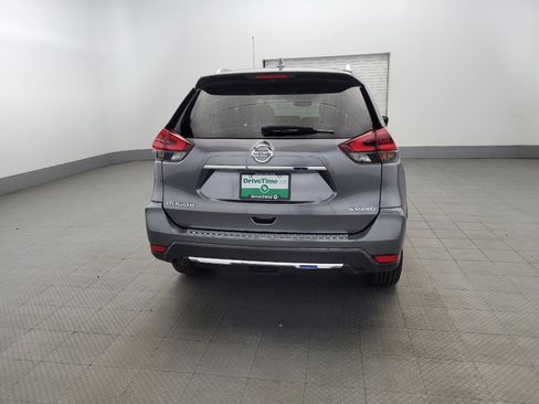 Used 2018 Nissan Rogue SV image 7