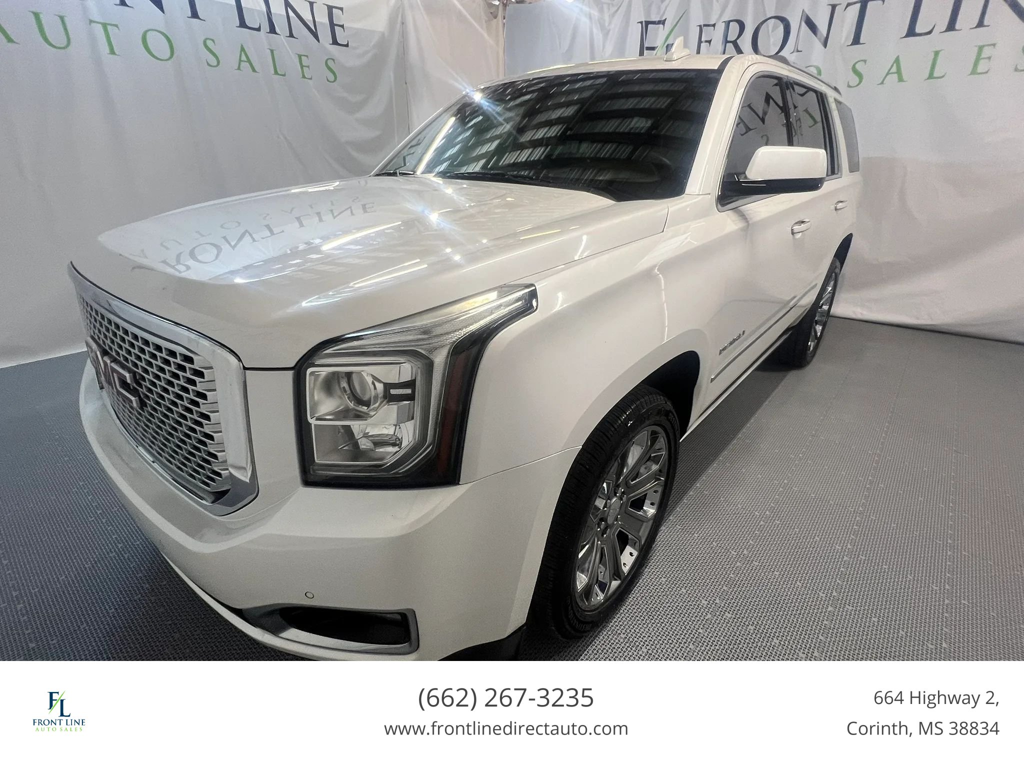 Used 2017 GMC Yukon Denali AWD/4WD image 3