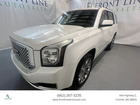 Used 2017 GMC Yukon Denali AWD/4WD image 3