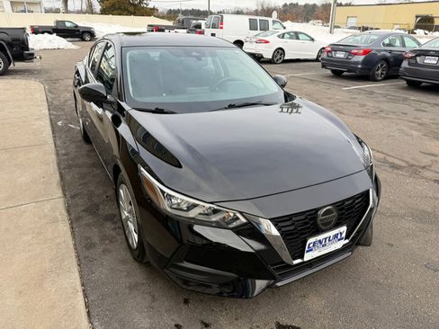 Used 2021 Nissan Sentra S image 11