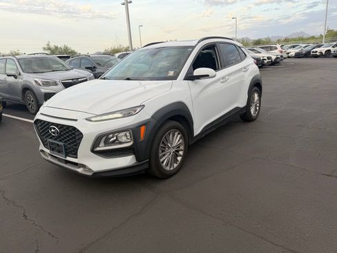Used 2018 Hyundai Kona SEL w/ SEL Tech Package 02 AWD/4WD image 3