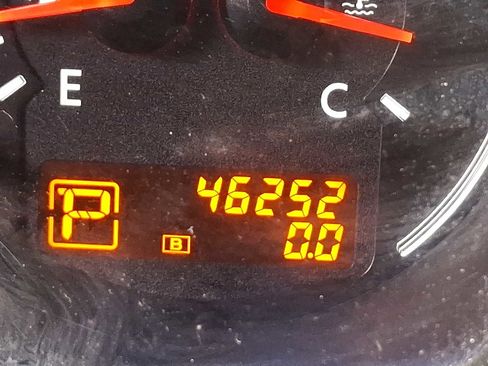 Used 2010 Nissan Altima 3.5 SR image 14