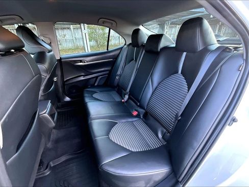 Used 2023 Toyota Camry SE w/ Convenience Package image 24