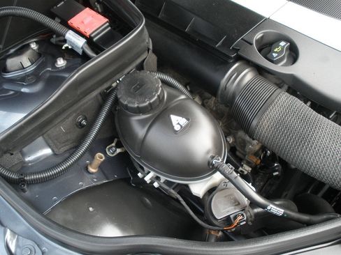 Used 2010 Mercedes-Benz C 300 4MATIC Sedan image 15