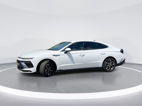 Certified 2025 Hyundai Sonata SEL AWD/4WD image 1