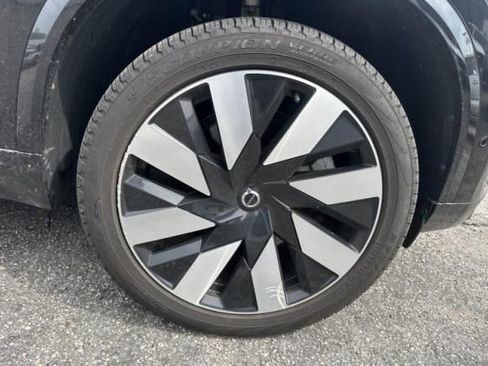 Used 2025 Volvo XC90 T8 Ultra w/ Protection Package Premier AWD/4WD image 10