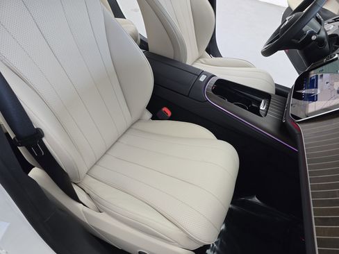 Used 2025 Mercedes-Benz E 350 Sedan image 10